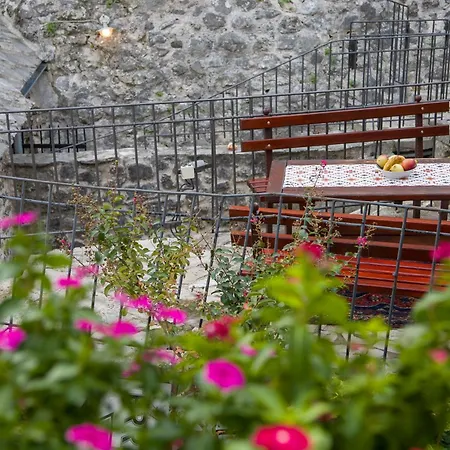 Old Mill National Monument Daire